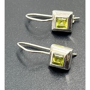 Sterling Silver Designer Square Bezel‎ Set Peridot Dangle Drop Wire Earring